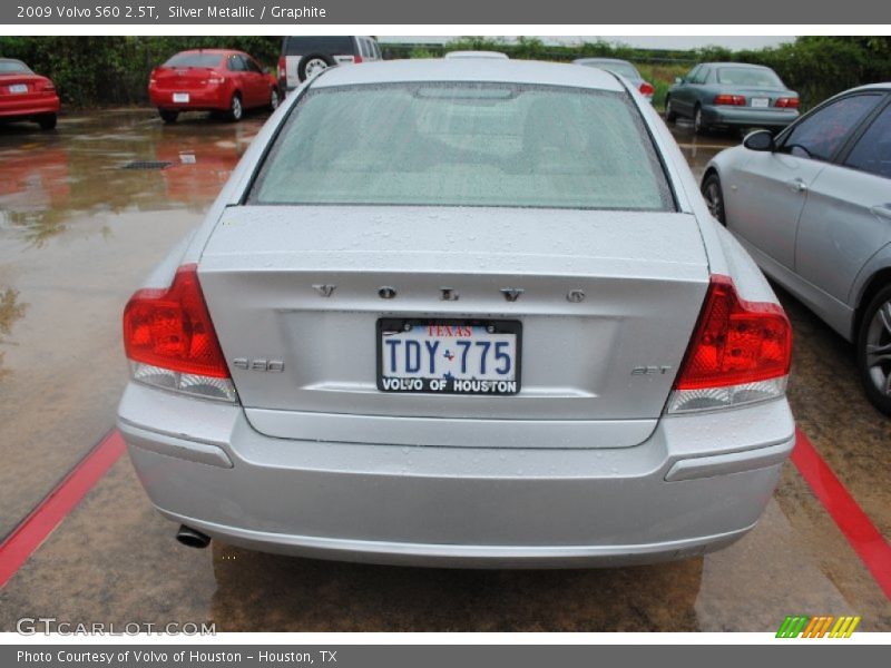 Silver Metallic / Graphite 2009 Volvo S60 2.5T