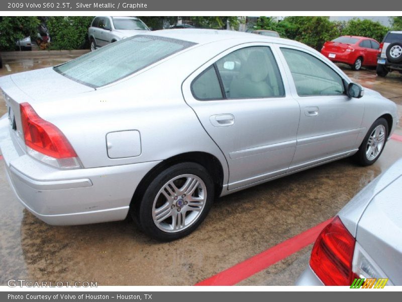 Silver Metallic / Graphite 2009 Volvo S60 2.5T