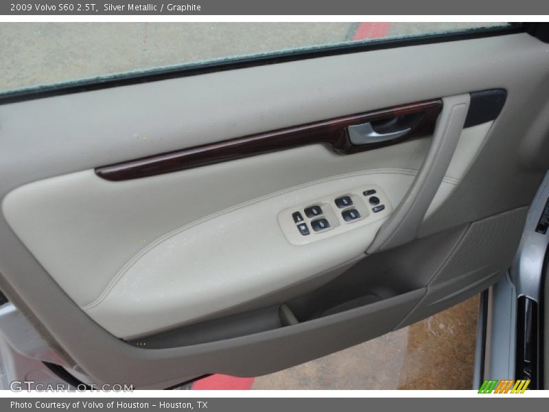 Silver Metallic / Graphite 2009 Volvo S60 2.5T