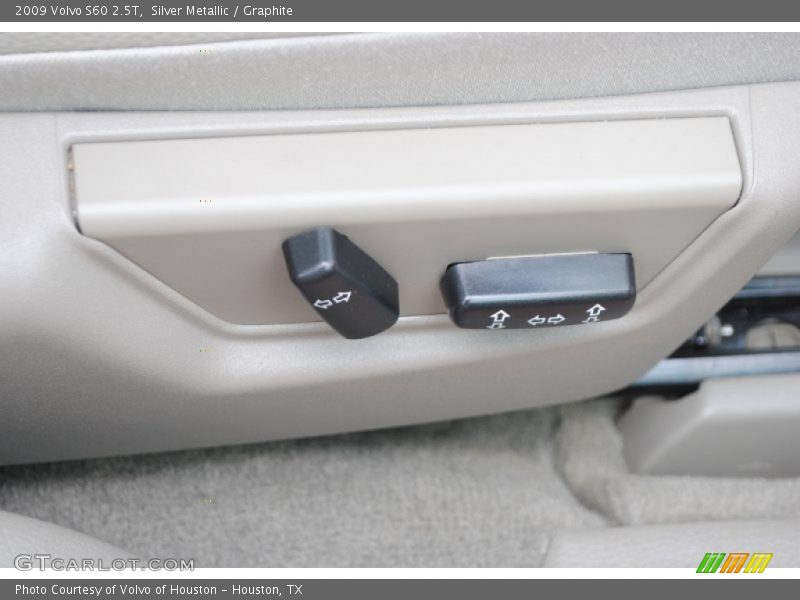 Silver Metallic / Graphite 2009 Volvo S60 2.5T
