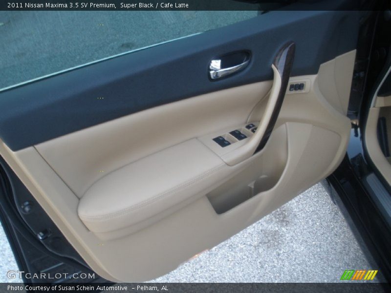Super Black / Cafe Latte 2011 Nissan Maxima 3.5 SV Premium