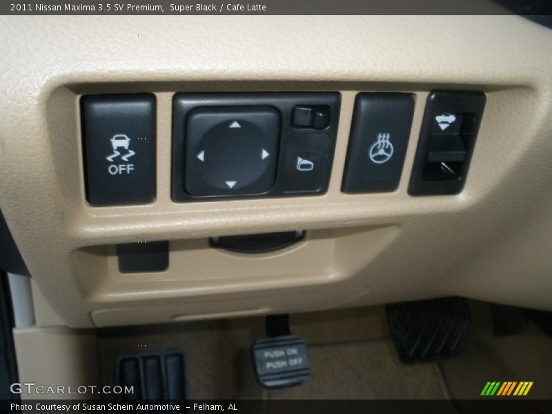 Super Black / Cafe Latte 2011 Nissan Maxima 3.5 SV Premium