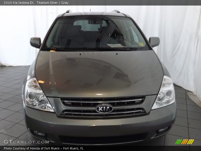 Titanium Silver / Gray 2010 Kia Sedona EX