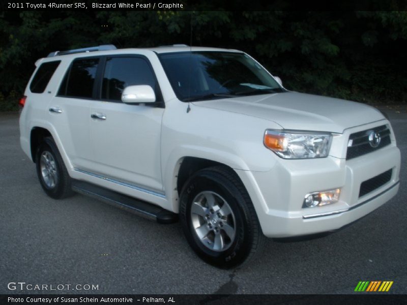 Blizzard White Pearl / Graphite 2011 Toyota 4Runner SR5