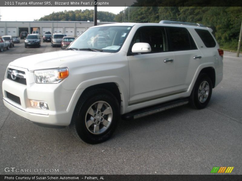 Blizzard White Pearl / Graphite 2011 Toyota 4Runner SR5