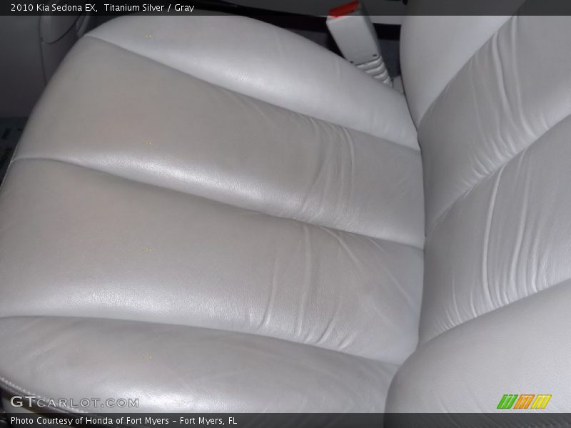 Titanium Silver / Gray 2010 Kia Sedona EX