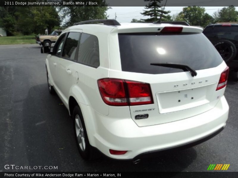 Bianco White / Black 2011 Dodge Journey Mainstreet