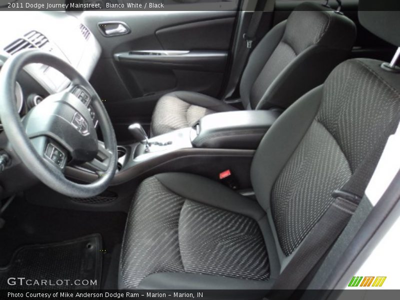 Bianco White / Black 2011 Dodge Journey Mainstreet