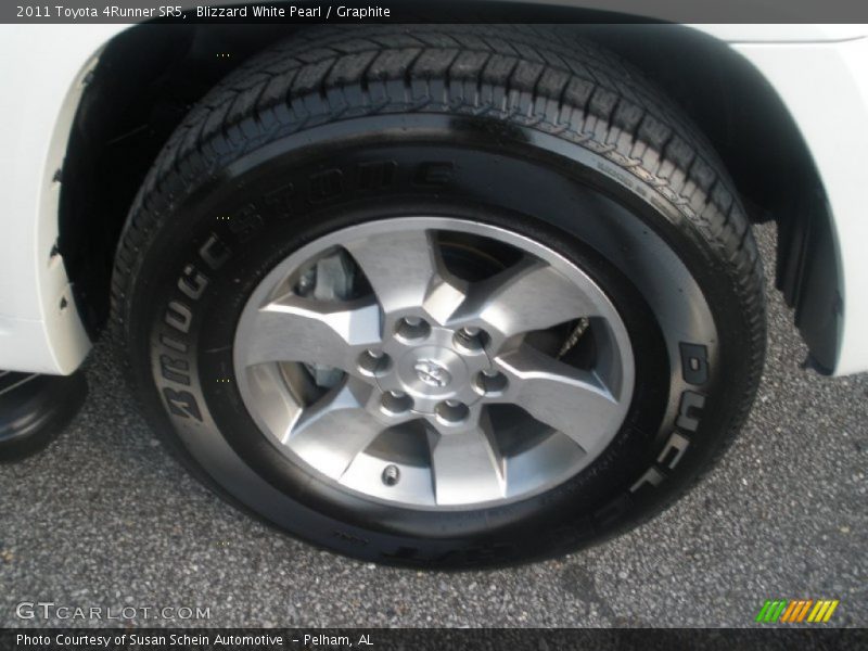 Blizzard White Pearl / Graphite 2011 Toyota 4Runner SR5