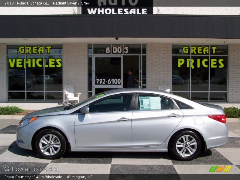 Radiant Silver / Gray 2013 Hyundai Sonata GLS