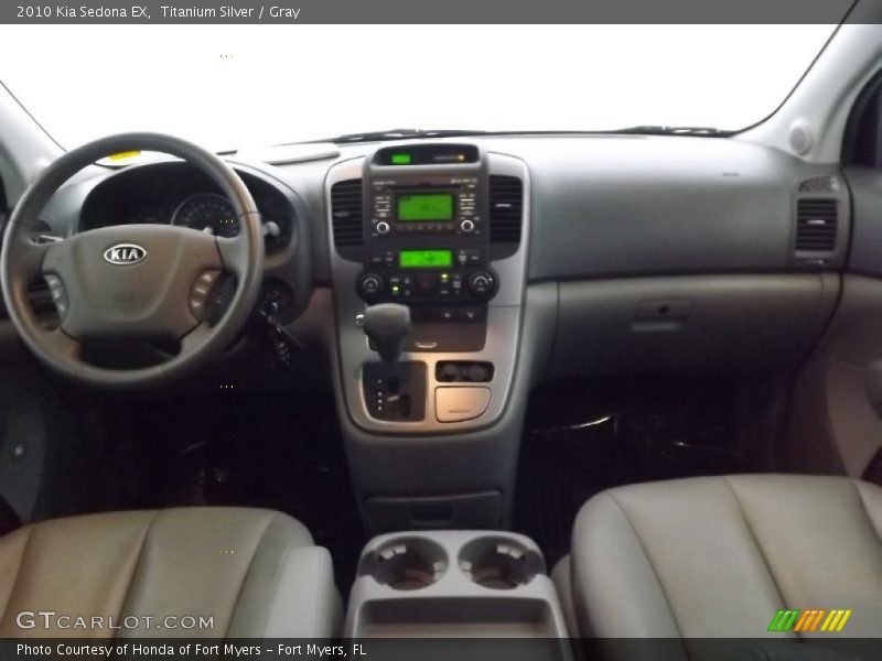 Dashboard of 2010 Sedona EX