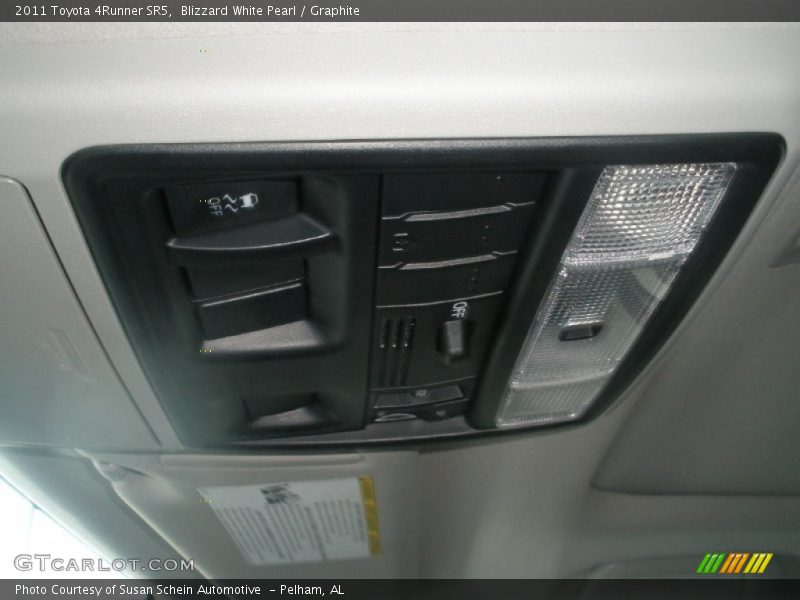 Blizzard White Pearl / Graphite 2011 Toyota 4Runner SR5