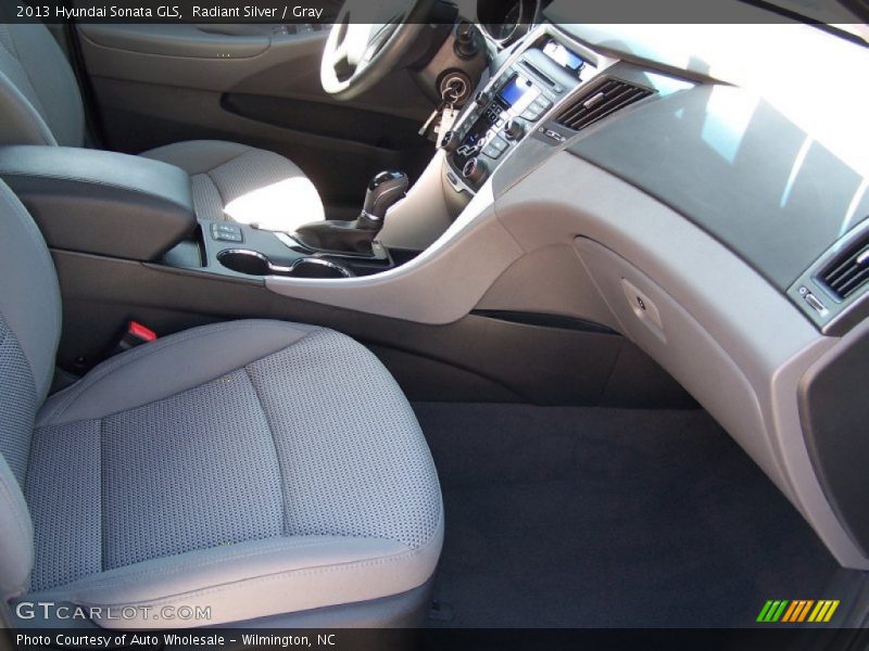 Radiant Silver / Gray 2013 Hyundai Sonata GLS