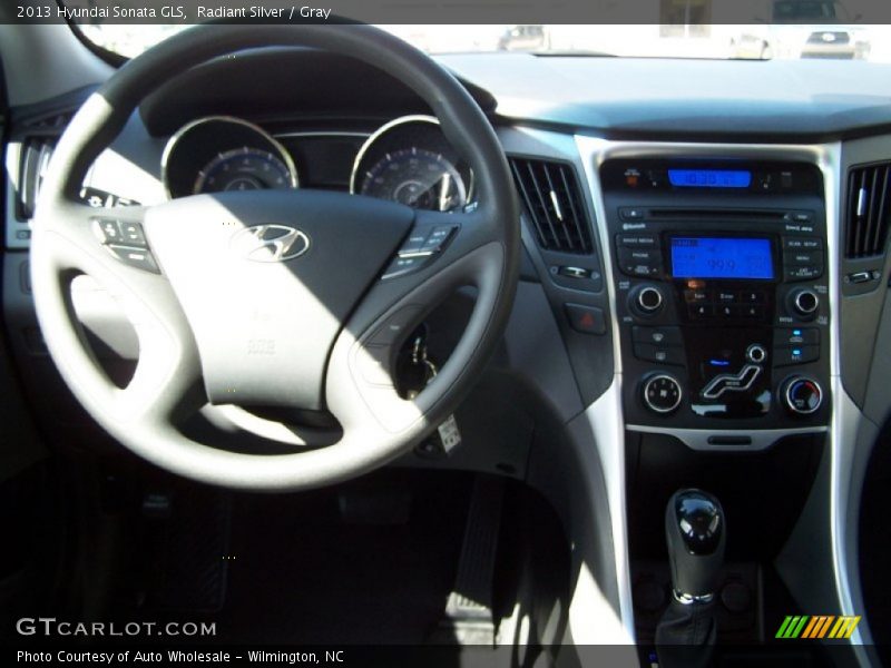 Radiant Silver / Gray 2013 Hyundai Sonata GLS