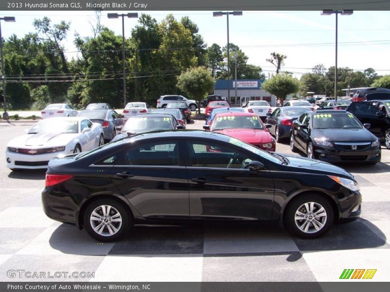 Midnight Black / Gray 2013 Hyundai Sonata GLS