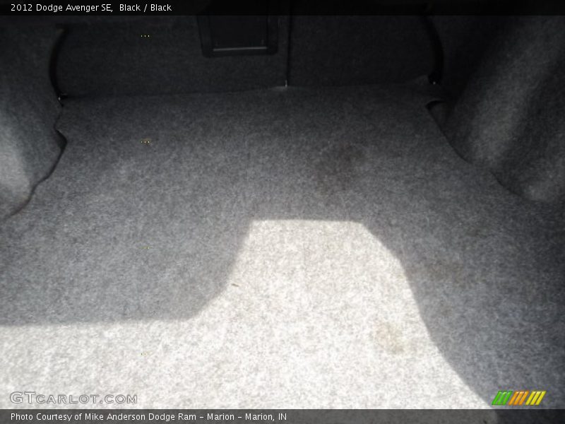 Black / Black 2012 Dodge Avenger SE