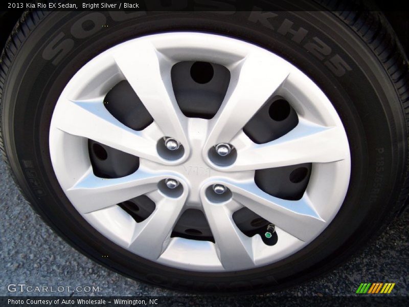Bright Silver / Black 2013 Kia Rio EX Sedan