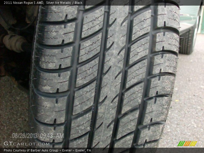 Silver Ice Metallic / Black 2011 Nissan Rogue S AWD