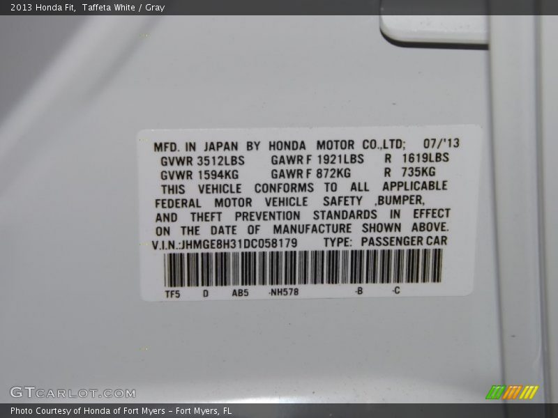 Taffeta White / Gray 2013 Honda Fit
