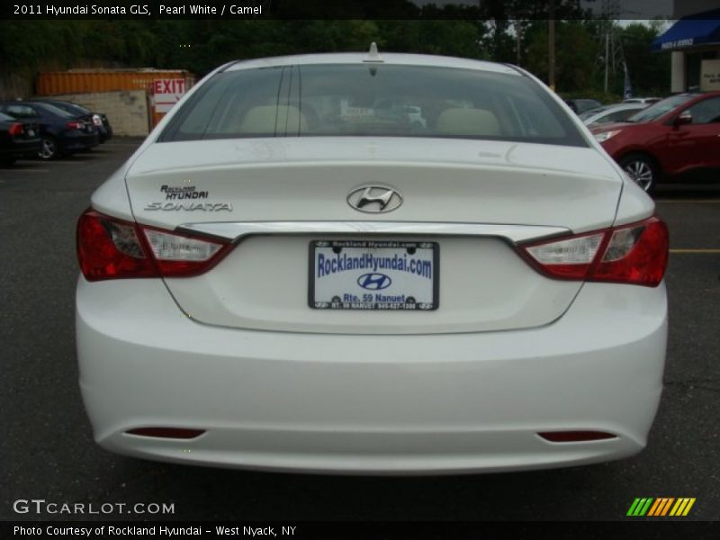 Pearl White / Camel 2011 Hyundai Sonata GLS