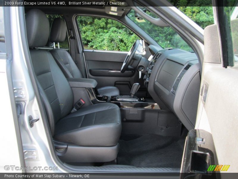 Brilliant Silver Metallic / Charcoal 2009 Ford Escape Limited V6 4WD