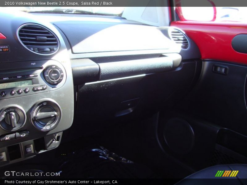 Salsa Red / Black 2010 Volkswagen New Beetle 2.5 Coupe