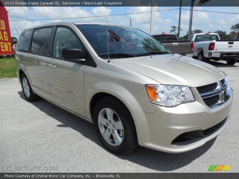 Sandstone / Black/Light Graystone 2013 Dodge Grand Caravan SE