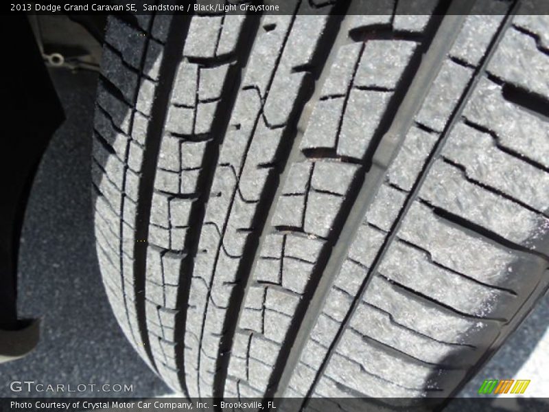 Sandstone / Black/Light Graystone 2013 Dodge Grand Caravan SE