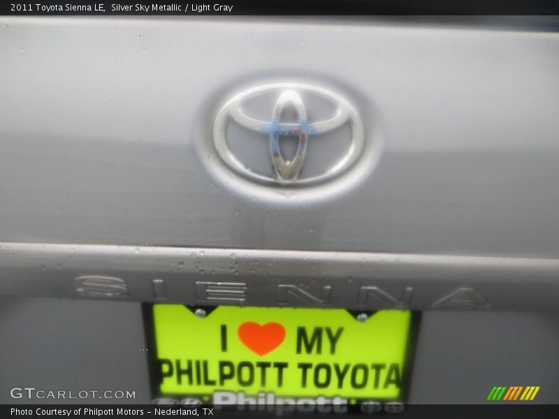 Silver Sky Metallic / Light Gray 2011 Toyota Sienna LE