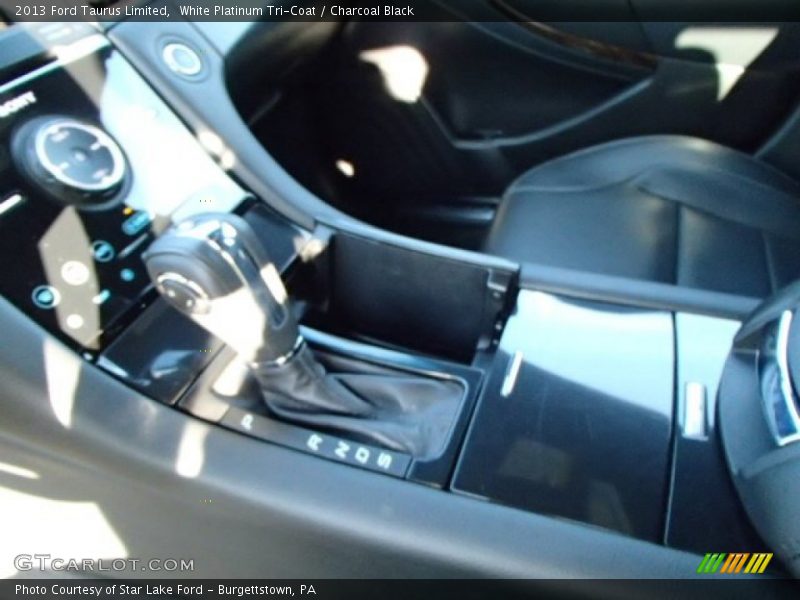White Platinum Tri-Coat / Charcoal Black 2013 Ford Taurus Limited