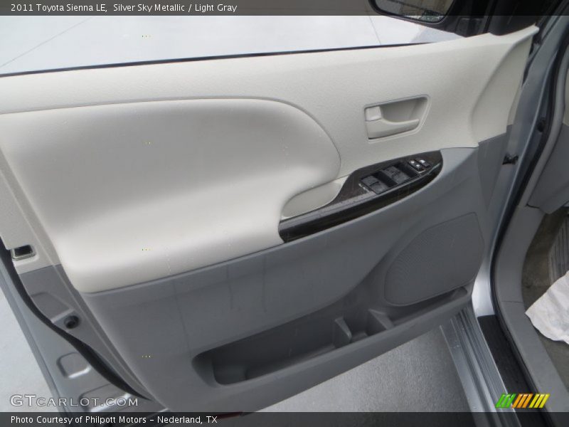 Silver Sky Metallic / Light Gray 2011 Toyota Sienna LE