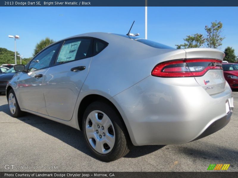 Bright Silver Metallic / Black 2013 Dodge Dart SE