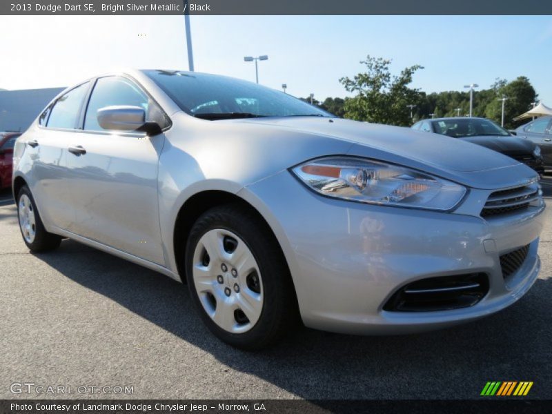 Bright Silver Metallic / Black 2013 Dodge Dart SE
