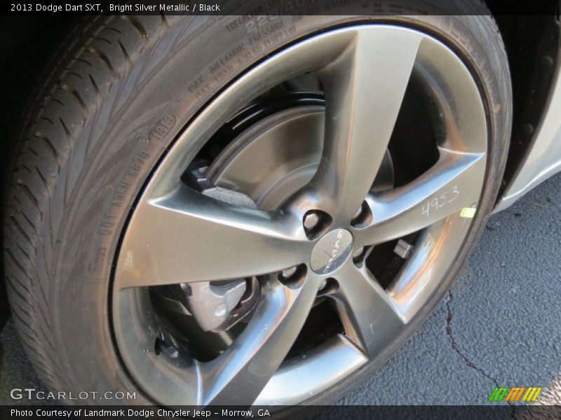 Bright Silver Metallic / Black 2013 Dodge Dart SXT