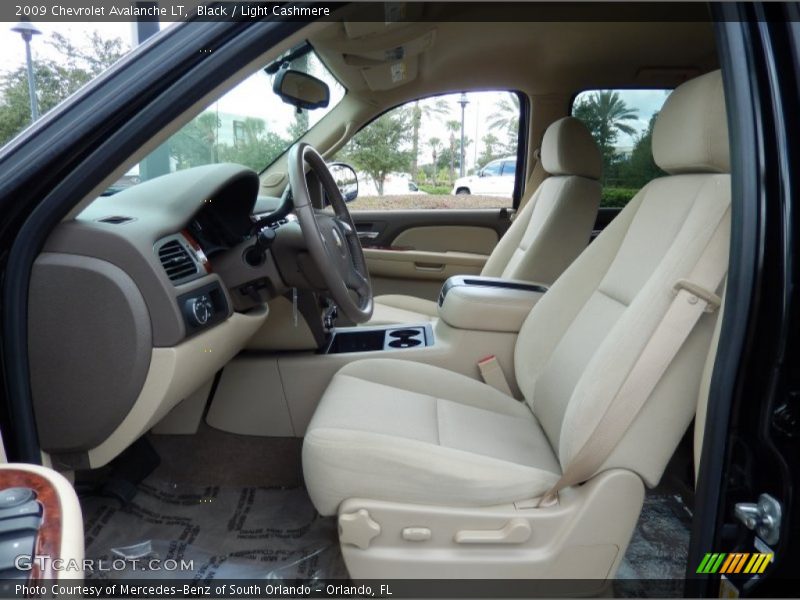  2009 Avalanche LT Light Cashmere Interior