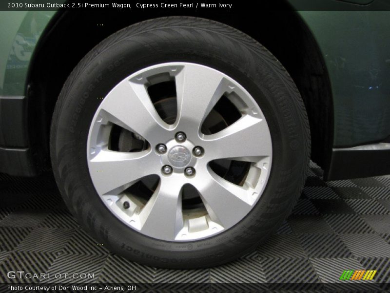 Cypress Green Pearl / Warm Ivory 2010 Subaru Outback 2.5i Premium Wagon