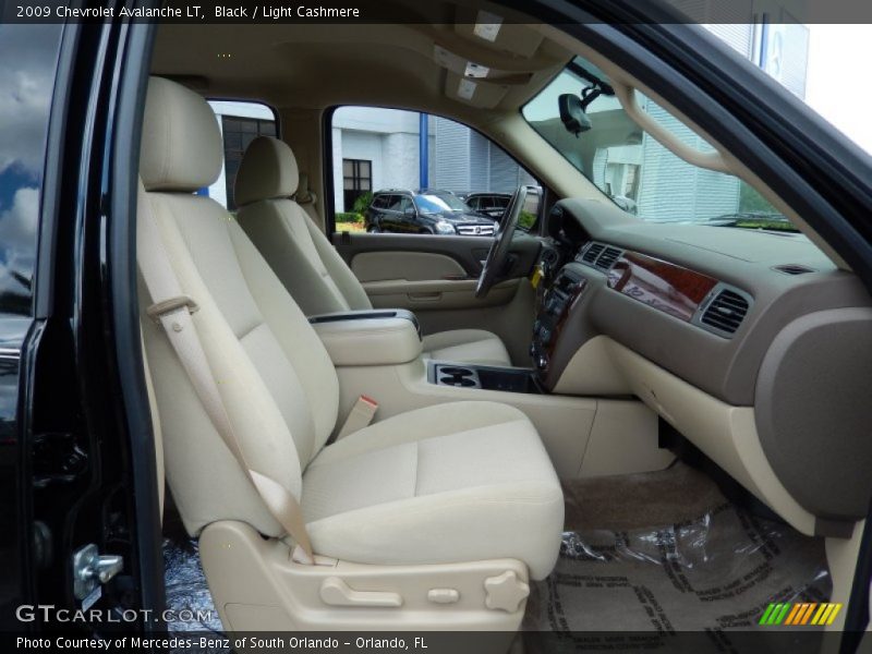 Front Seat of 2009 Avalanche LT