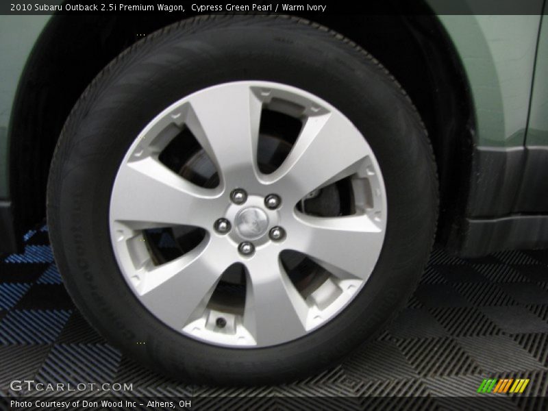 Cypress Green Pearl / Warm Ivory 2010 Subaru Outback 2.5i Premium Wagon