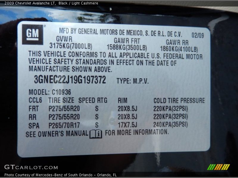 Black / Light Cashmere 2009 Chevrolet Avalanche LT