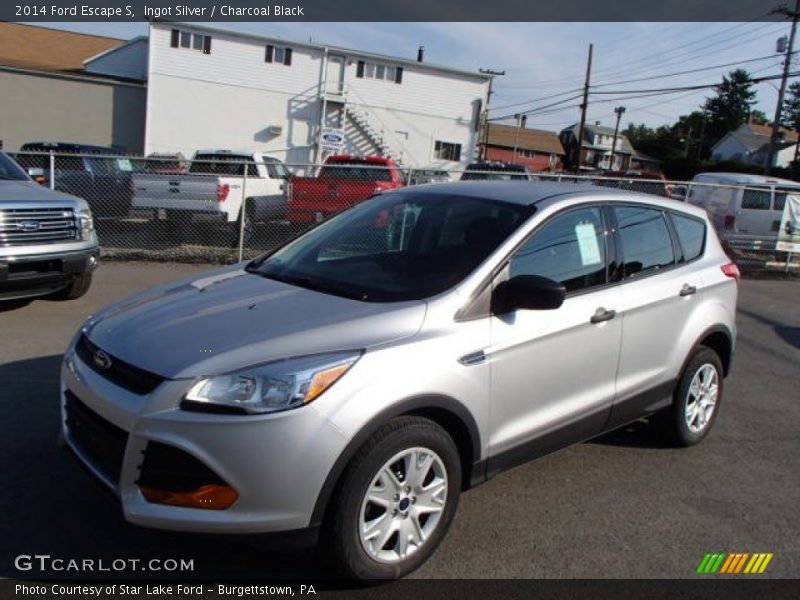 Ingot Silver / Charcoal Black 2014 Ford Escape S