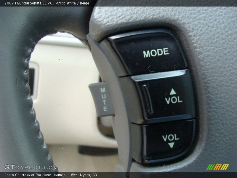 Arctic White / Beige 2007 Hyundai Sonata SE V6