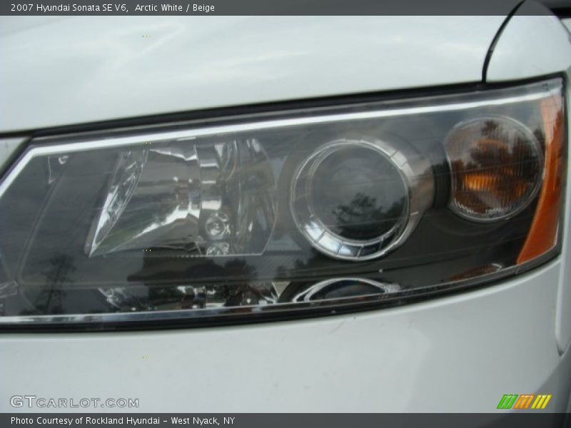 Arctic White / Beige 2007 Hyundai Sonata SE V6