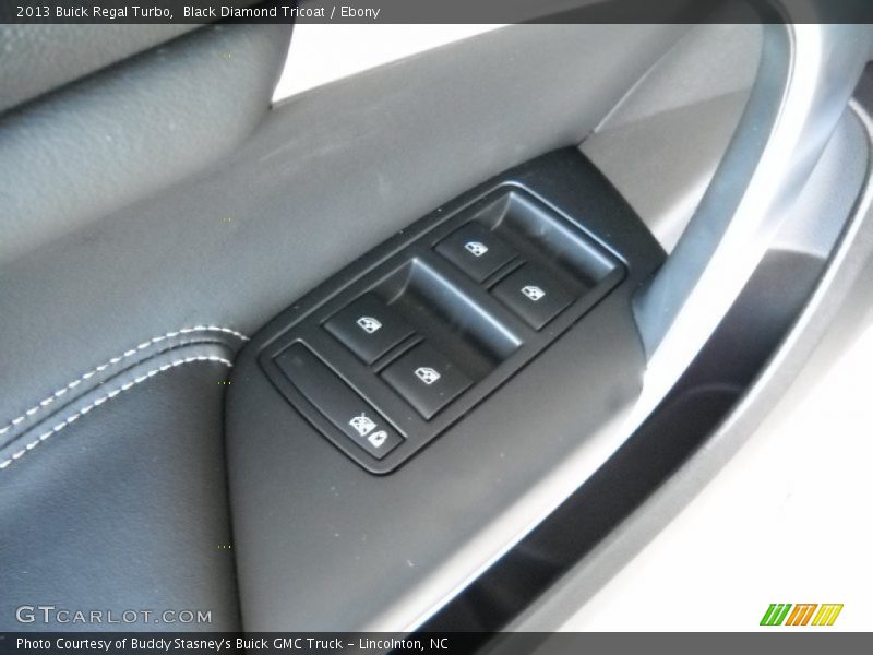 Black Diamond Tricoat / Ebony 2013 Buick Regal Turbo