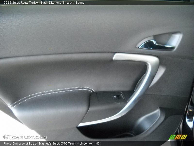 Black Diamond Tricoat / Ebony 2013 Buick Regal Turbo