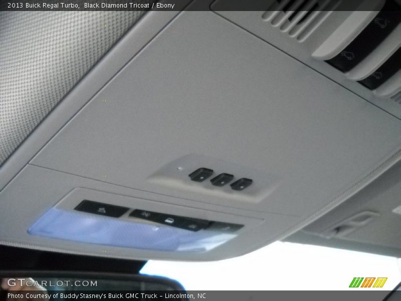 Black Diamond Tricoat / Ebony 2013 Buick Regal Turbo