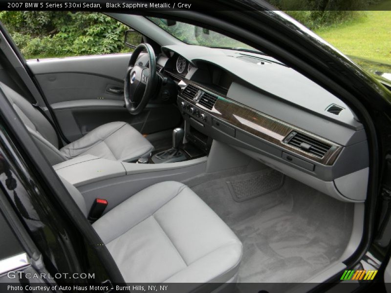 Black Sapphire Metallic / Grey 2007 BMW 5 Series 530xi Sedan