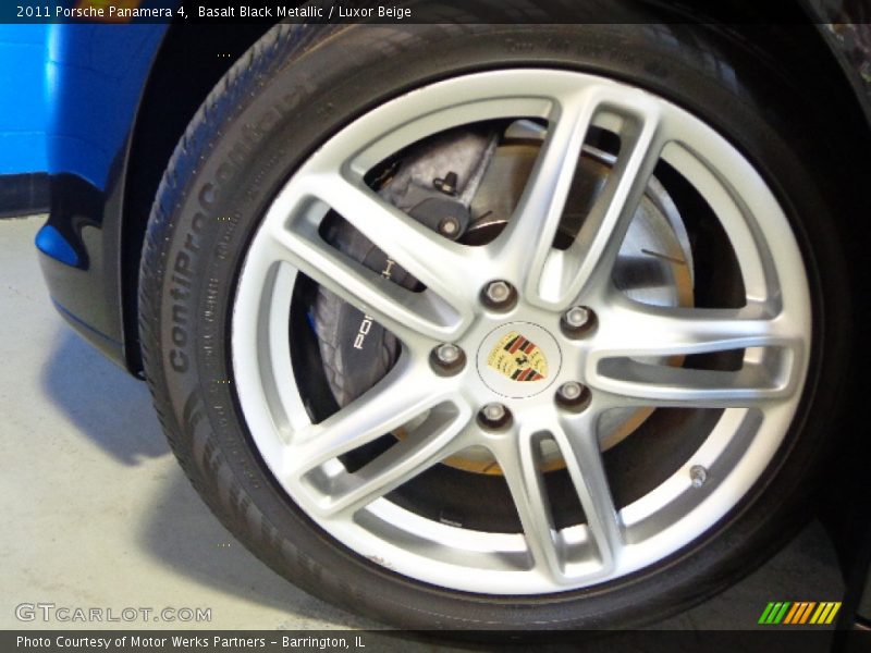 Basalt Black Metallic / Luxor Beige 2011 Porsche Panamera 4