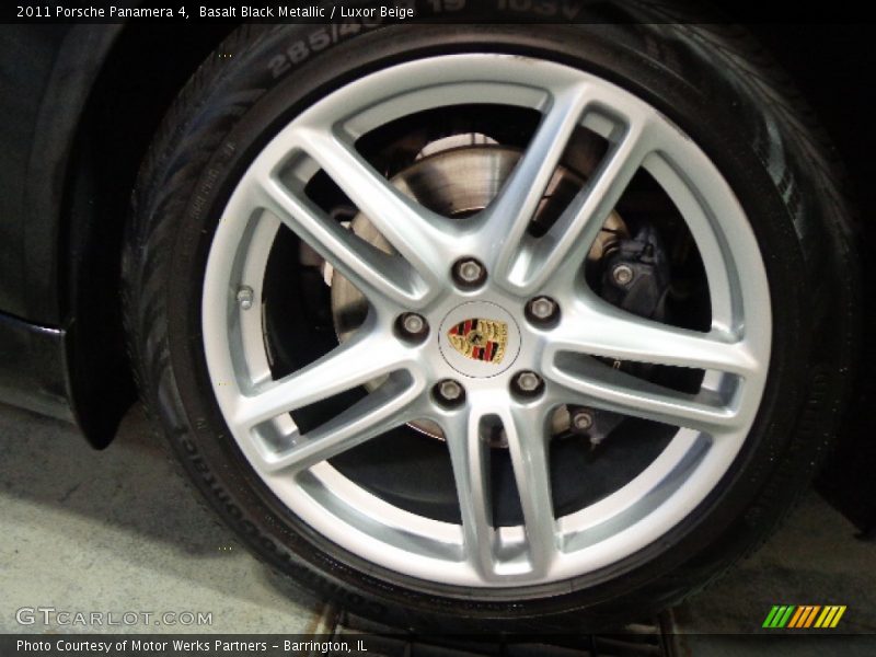 Basalt Black Metallic / Luxor Beige 2011 Porsche Panamera 4
