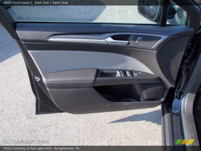 Door Panel of 2014 Fusion S