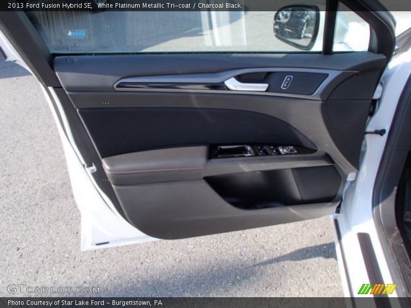 White Platinum Metallic Tri-coat / Charcoal Black 2013 Ford Fusion Hybrid SE